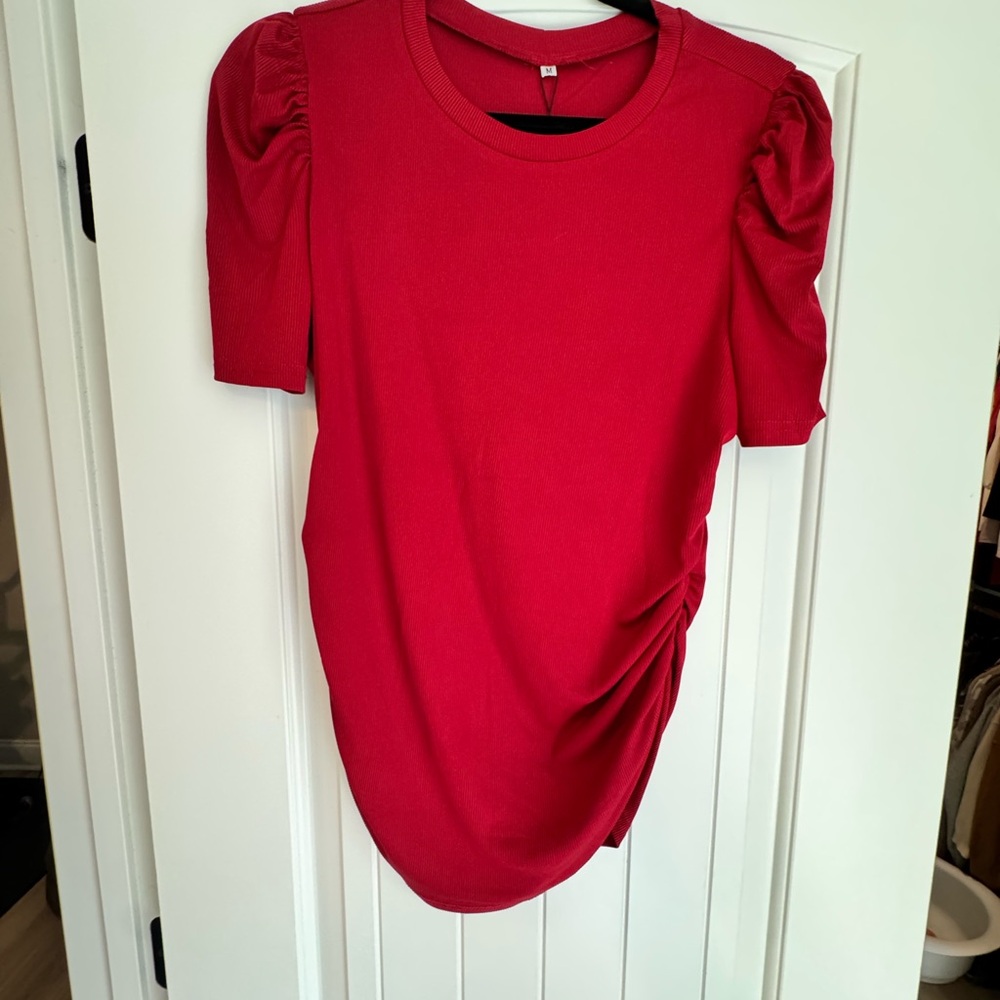 Elegant Red Puff Sleeve Top